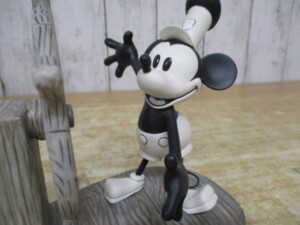 蒸気船ウィリー 正面